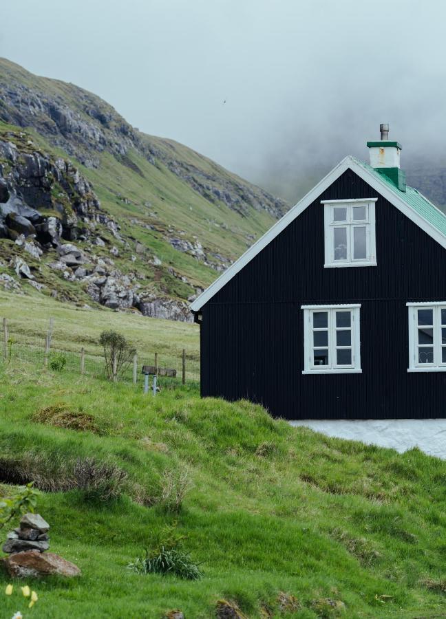 Authentic Faroese House / Unique Location / Nature Hellurnar Екстериор снимка