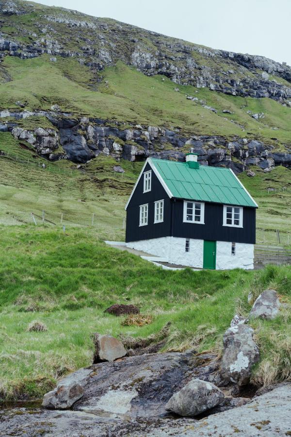 Authentic Faroese House / Unique Location / Nature Hellurnar Екстериор снимка